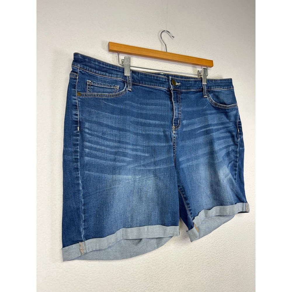 Summer Casual a.n.a Woman 20W Blue Medium Wash Cuffed Stretch Denim Shorts - Picture 7 of 9